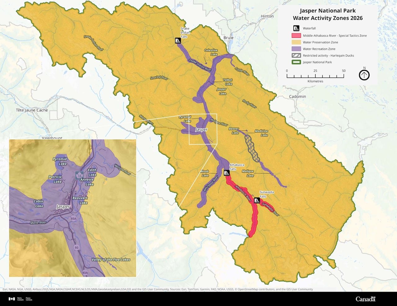 default-553 Parks Canada map illustrating the designated water activity zones with restrictions for boating, windsports, and fishing waders.